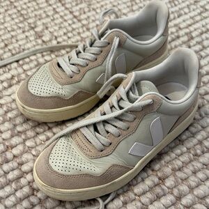 Veja Women’s Taupe and Cream Sneakers